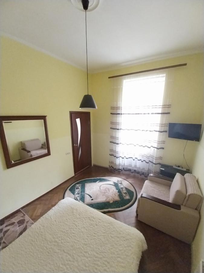 1Ком Апартаменты,Парковка,Улхорватская Lwów Zewnętrze zdjęcie