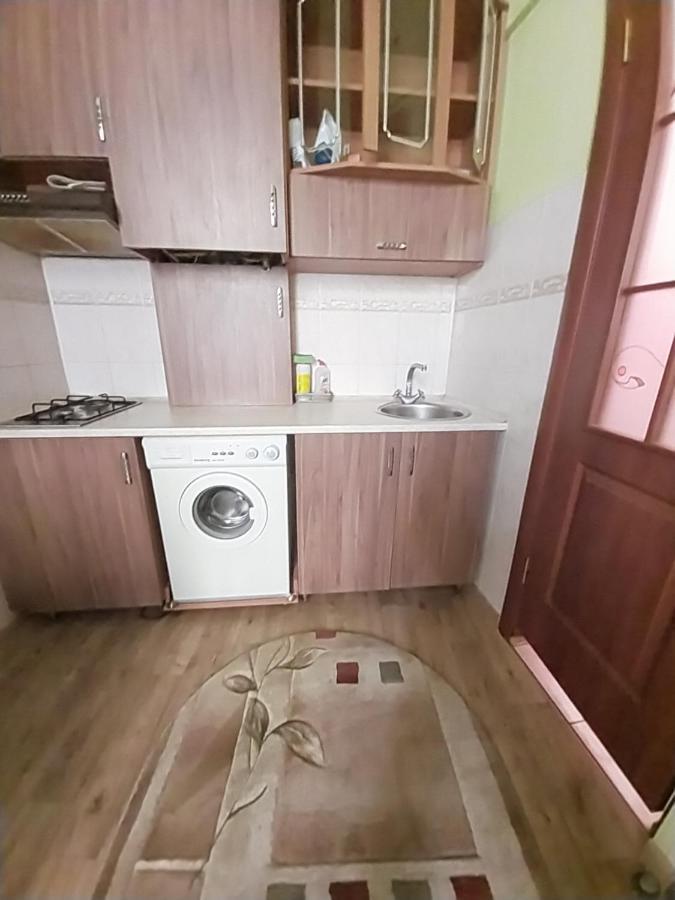 1Ком Апартаменты,Парковка,Улхорватская Lwów Zewnętrze zdjęcie