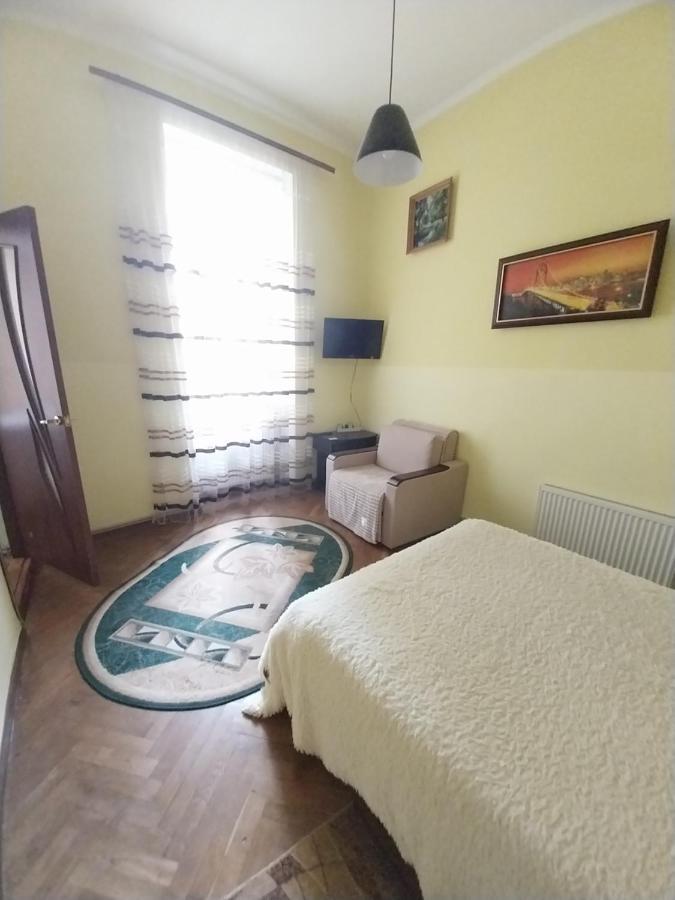1Ком Апартаменты,Парковка,Улхорватская Lwów Zewnętrze zdjęcie